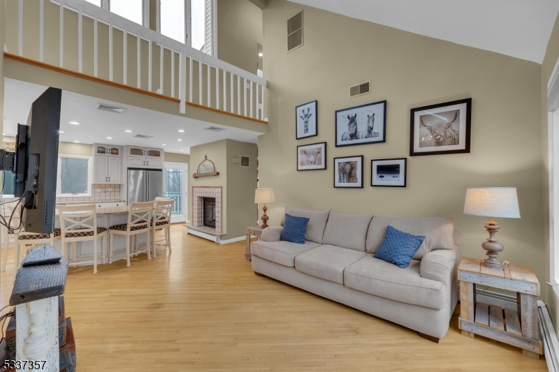 Schooleys Mtn - Residential