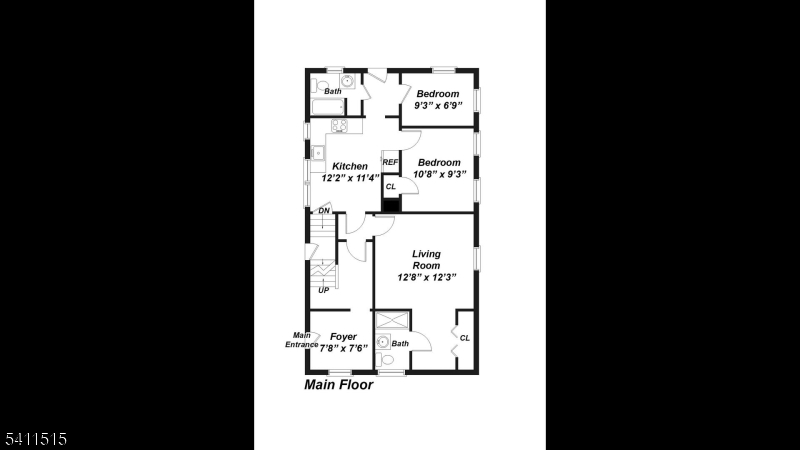 Main image without alt text