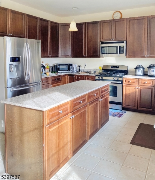 Summerfields at Franklin - Residential