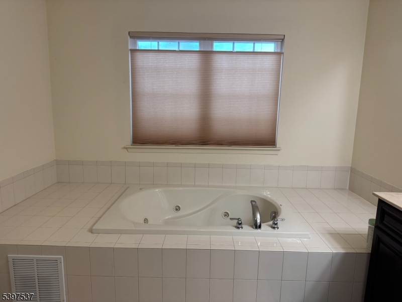 Summerfields at Franklin - Residential