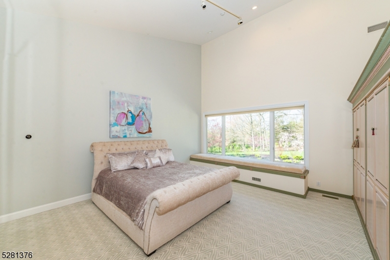 Summit Woods - Residential