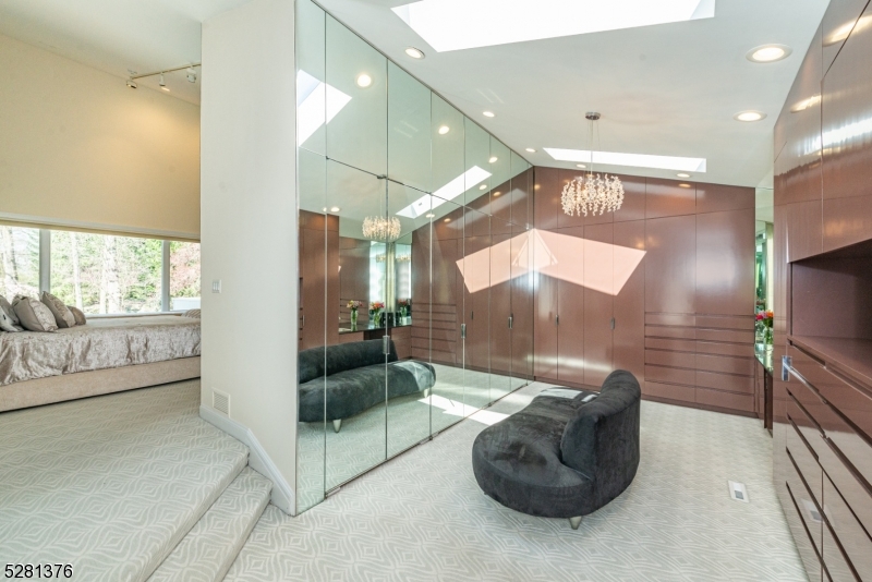 Summit Woods - Residential