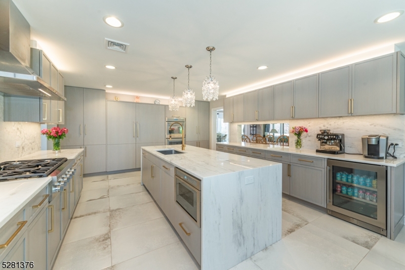 Summit Woods - Residential