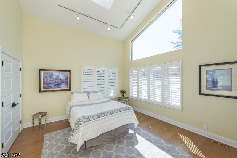 Summit Woods - Residential