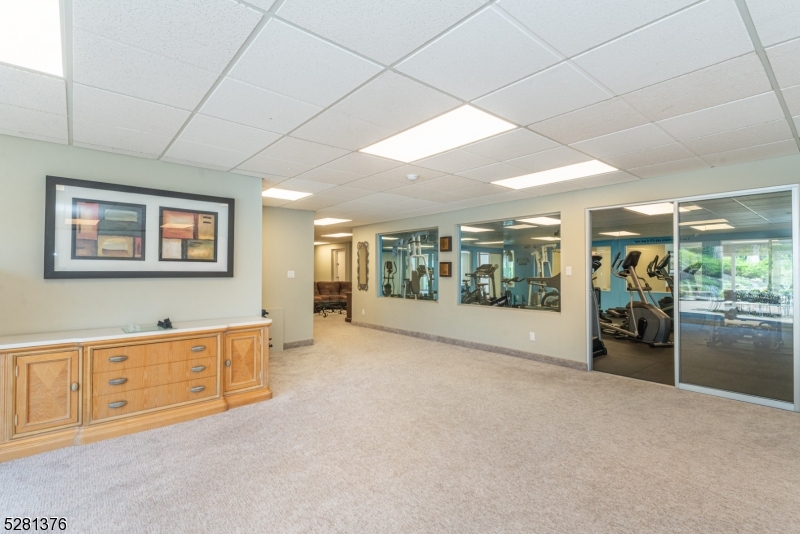 Summit Woods - Residential