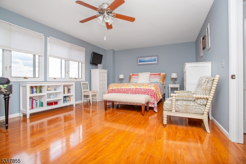 Deer Hill - Residential