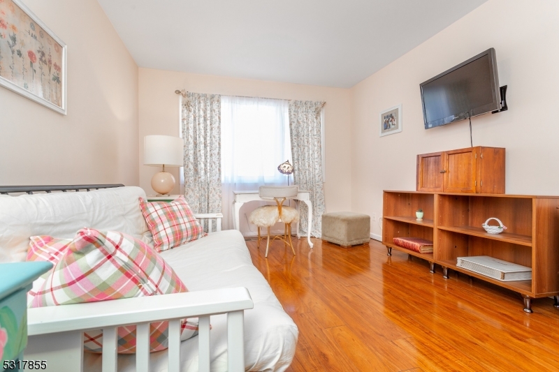 Deer Hill - Residential