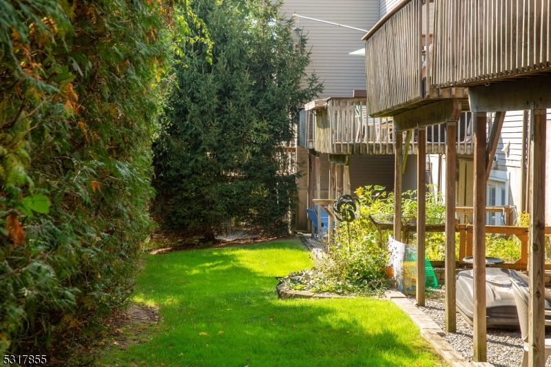 Deer Hill - Residential