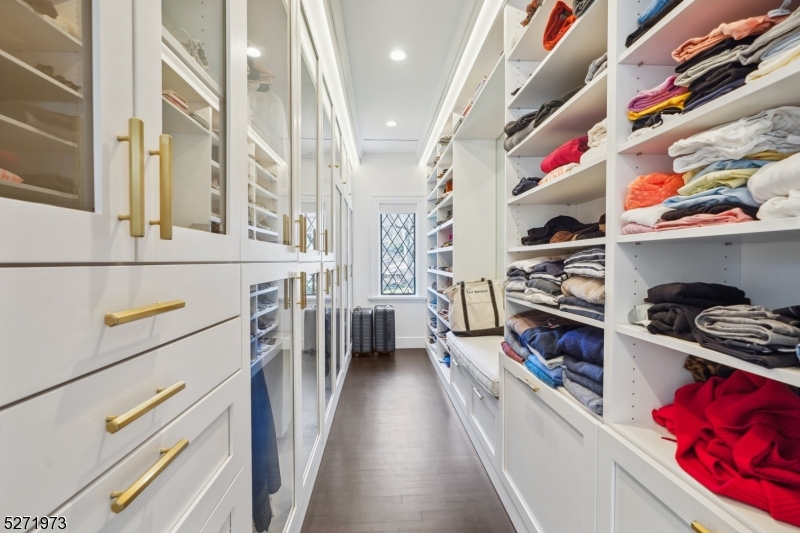 Estate - Residential