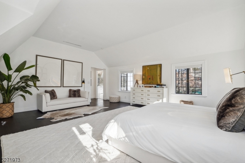 Estate - Residential