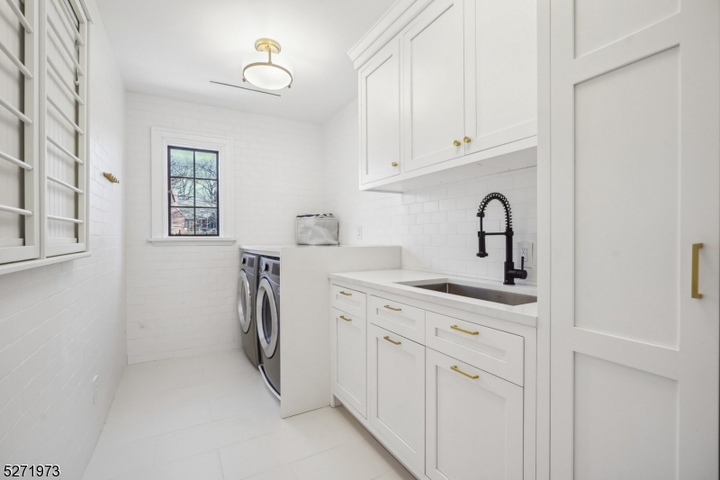 Estate - Residential