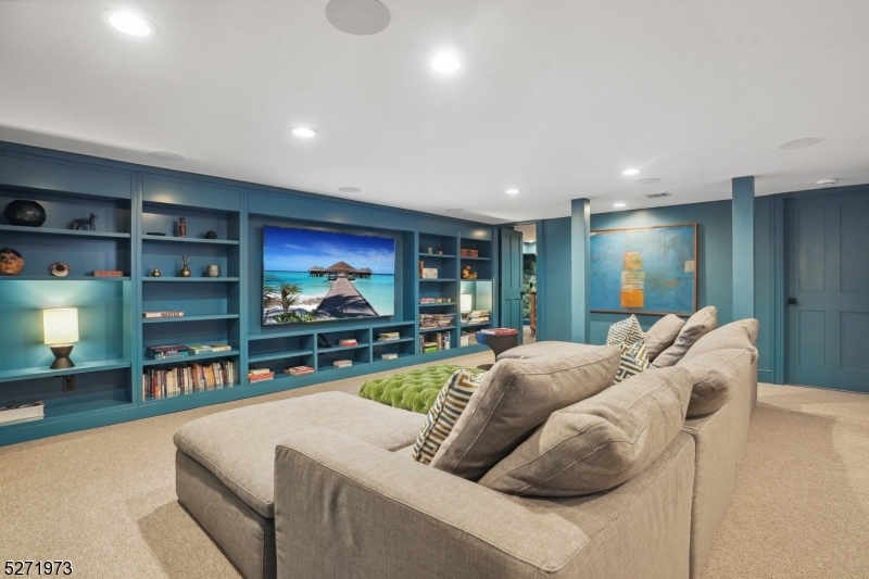 Estate - Residential