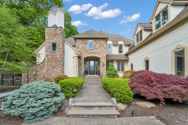 127 WAUGHAW RD, MONTEILLE TWP, NJ 07045 - Image 4985dfd3f857bc228d682b09a984ee4d/3167740405