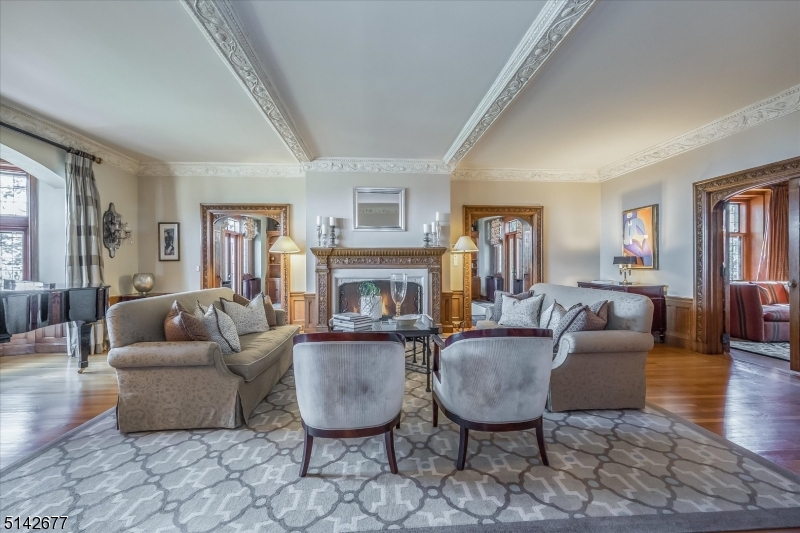 Mountain Historic - Residential