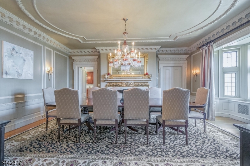 Mountain Historic - Residential