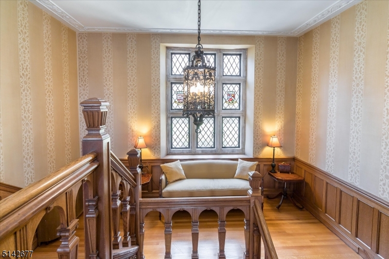 Mountain Historic - Residential