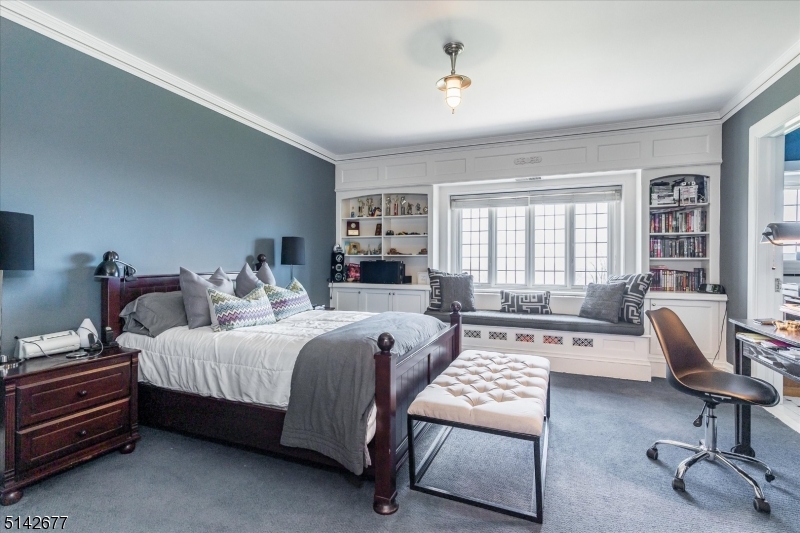 Mountain Historic - Residential