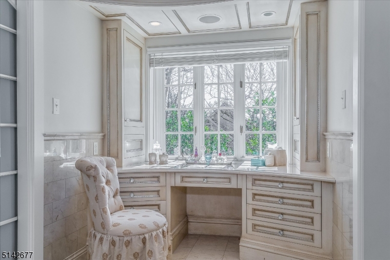 Mountain Historic - Residential