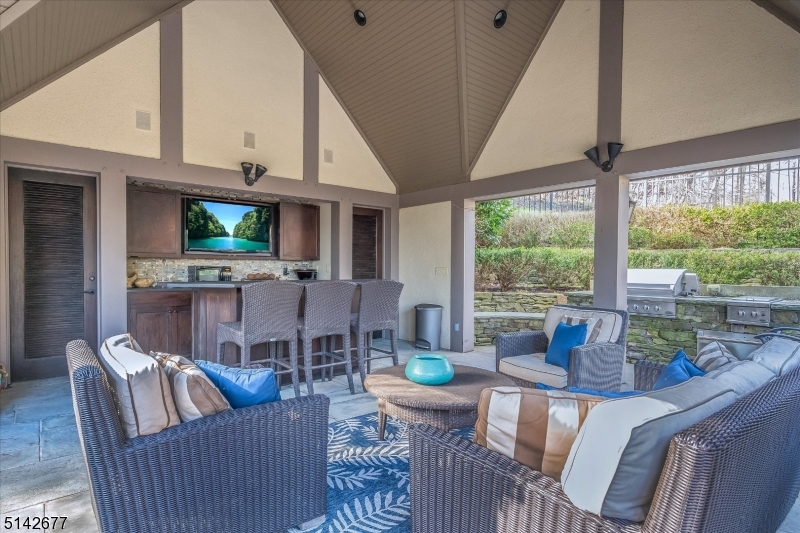 Mountain Historic - Residential