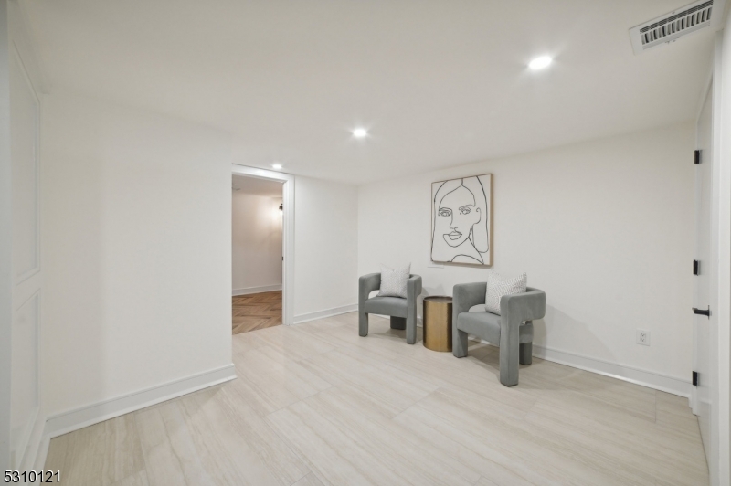 Upper Montclair - Residential