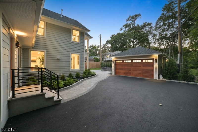 Upper Montclair - Residential