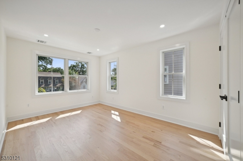 Upper Montclair - Residential