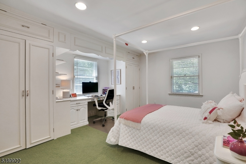 DEERFIELD - Residential