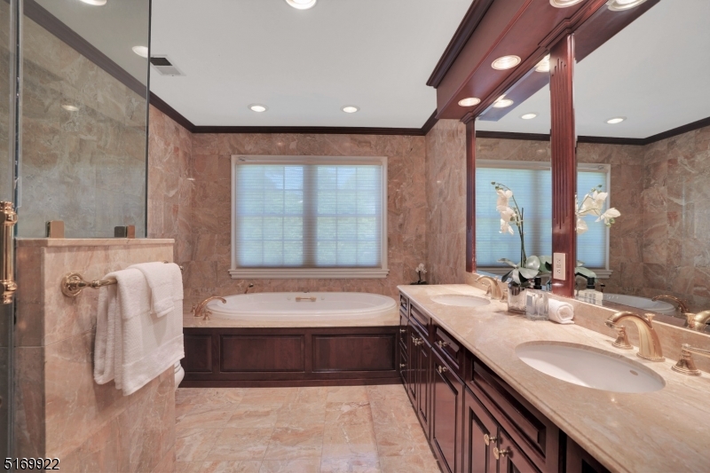 DEERFIELD - Residential