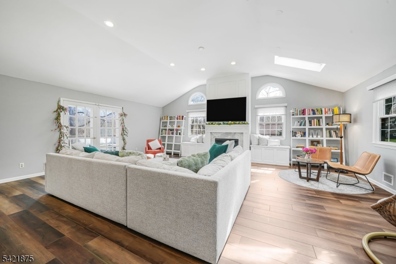 Burnham Park - Residential