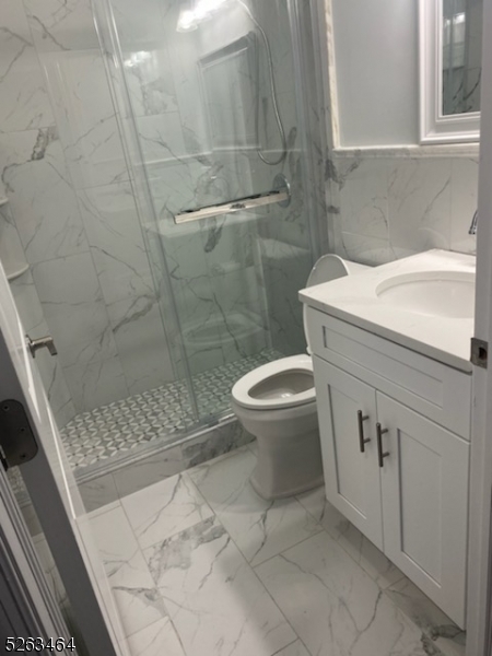 NORTH NEWARK - Commercial Sale