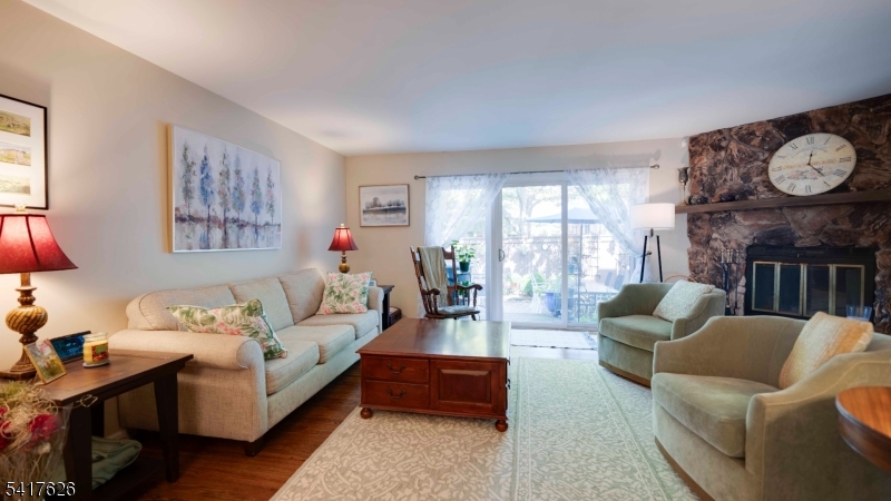 BROOKSIDE SQUARE - Residential