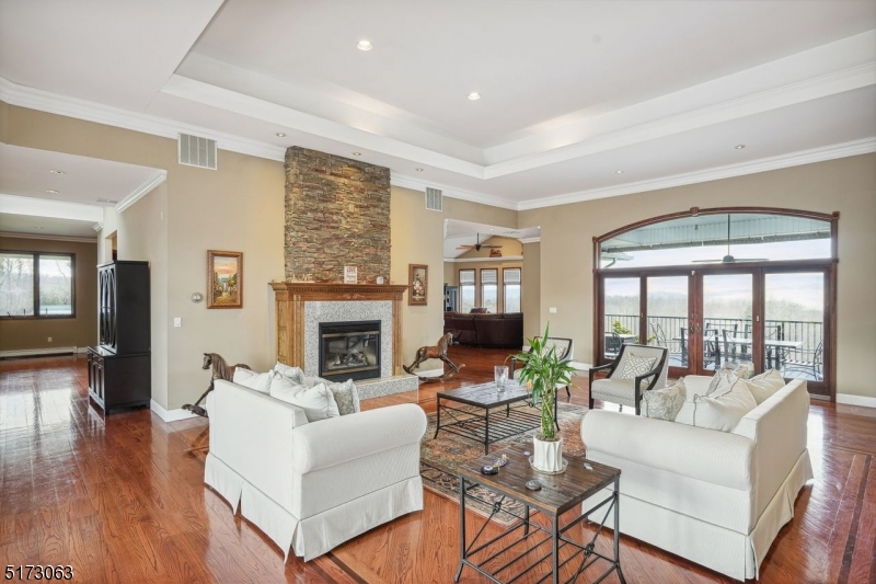 Cedar Lake - Residential