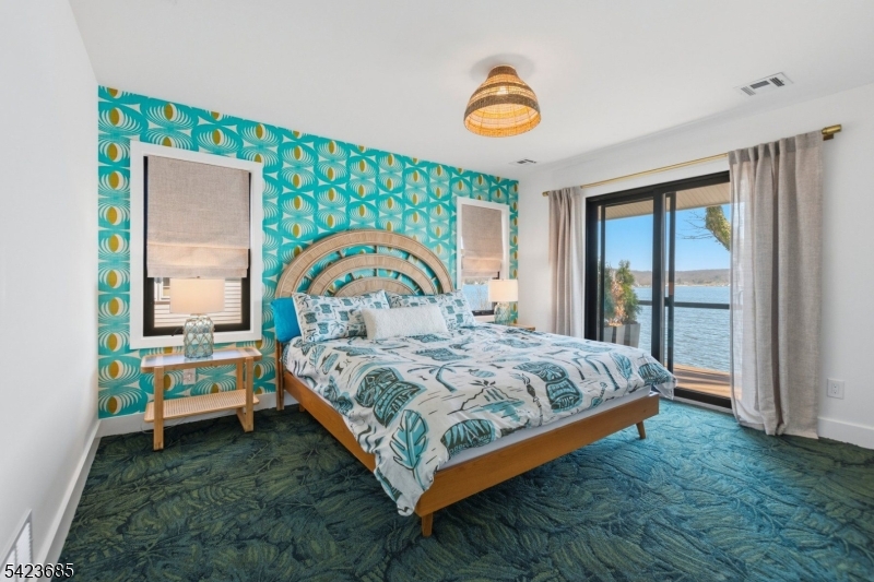 Lake Hopatcong Lake Front - Residential