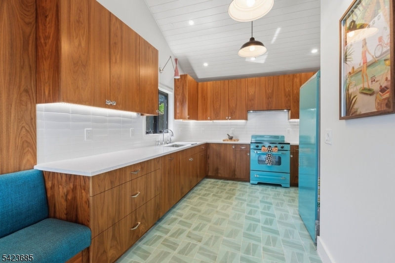 Lake Hopatcong Lake Front - Residential