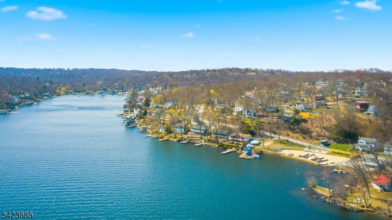 Lake Hopatcong Lake Front - Residential