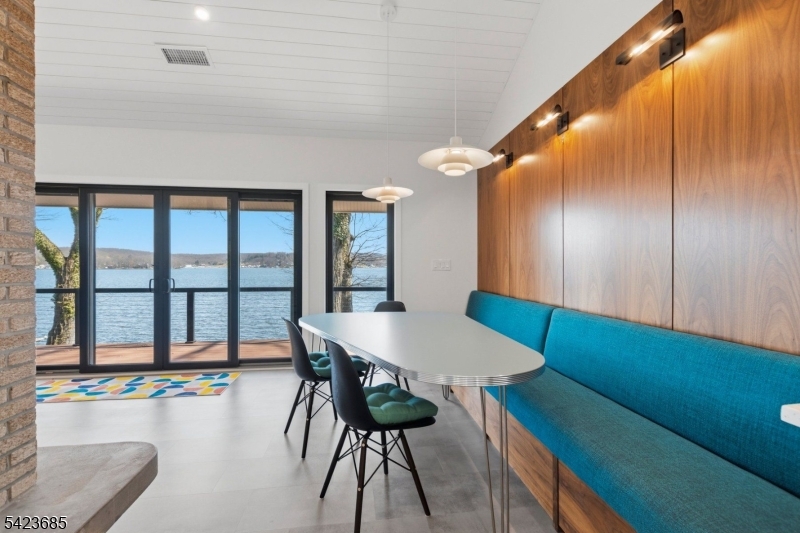 Lake Hopatcong Lake Front - Residential