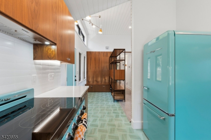 Lake Hopatcong Lake Front - Residential