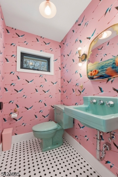 Lake Hopatcong Lake Front - Residential