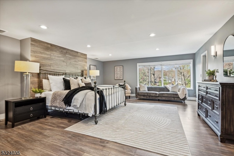 Lake Packanack - Residential