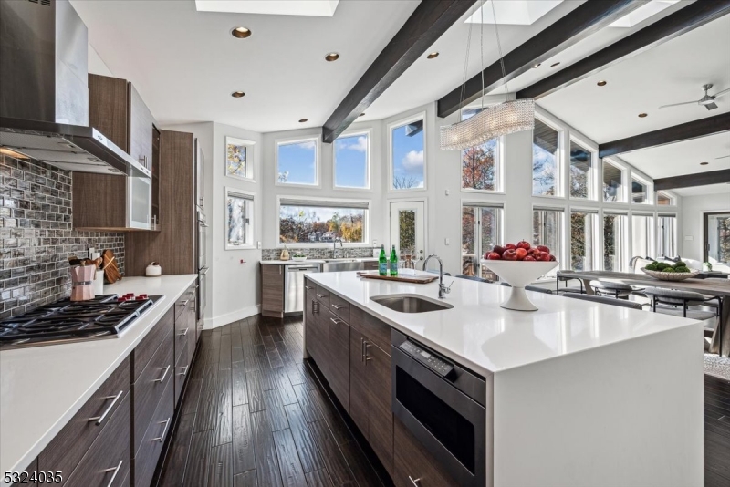 Lake Packanack - Residential