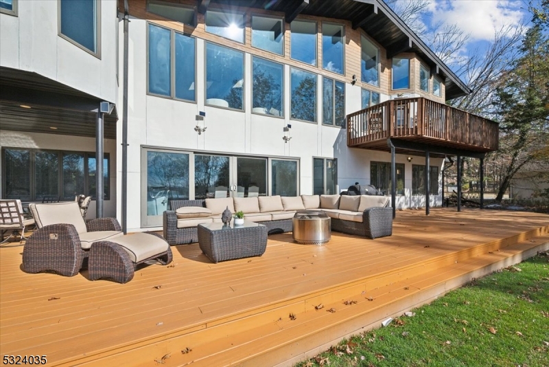 Lake Packanack - Residential