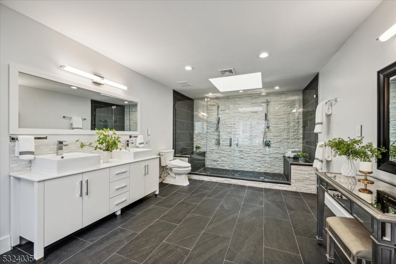 Lake Packanack - Residential