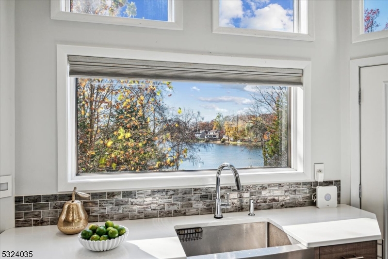 Lake Packanack - Residential