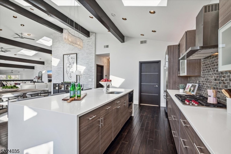 Lake Packanack - Residential