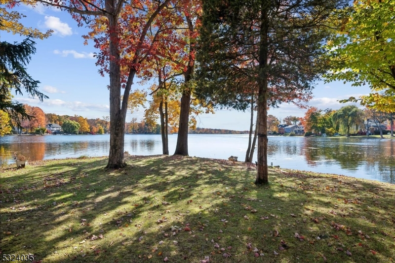 Lake Packanack - Residential