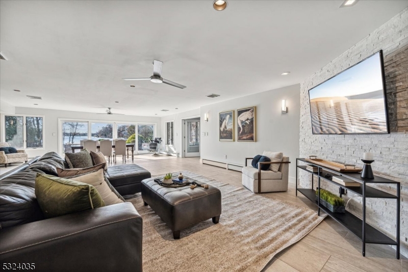 Lake Packanack - Residential