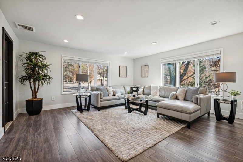 Lake Packanack - Residential