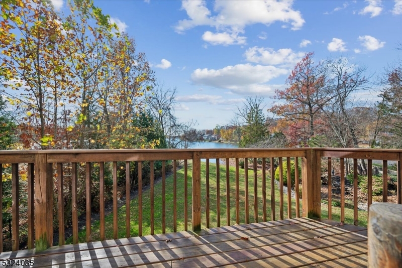 Lake Packanack - Residential