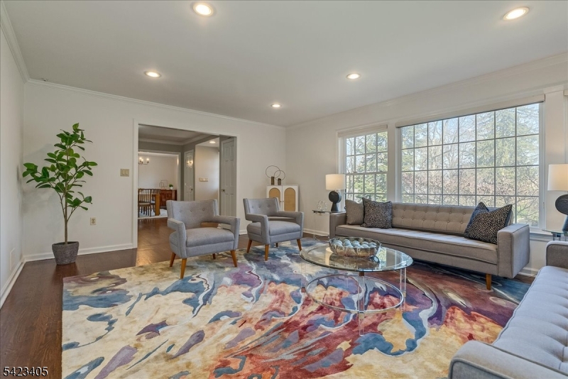 Llewelyn Park - Residential