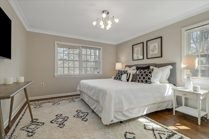 Llewelyn Park - Residential